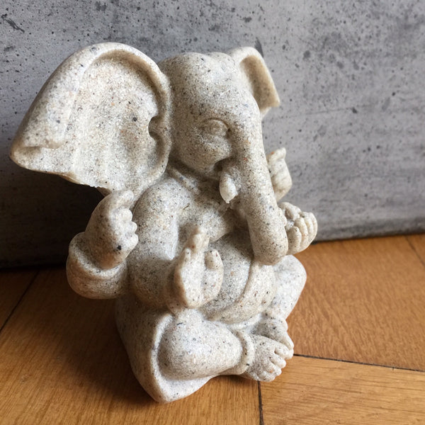 Ganesha – Anmutung wie 'aus Sand'